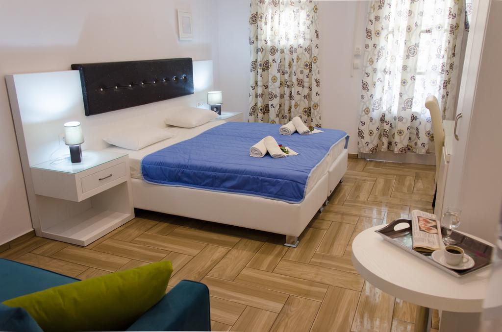 Polykratis Rooms Skiathos Town Ruang foto